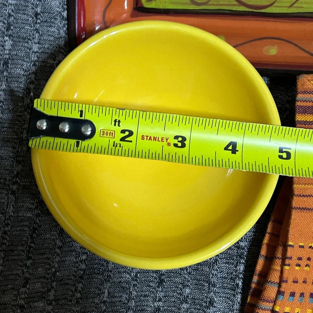 Crate & Barrel 3 pc Platter, Footed Condiment Bowl, and Matching Linen